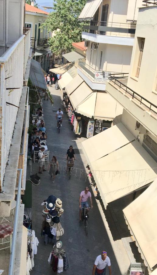 Adrianou 150 - B&B Atene