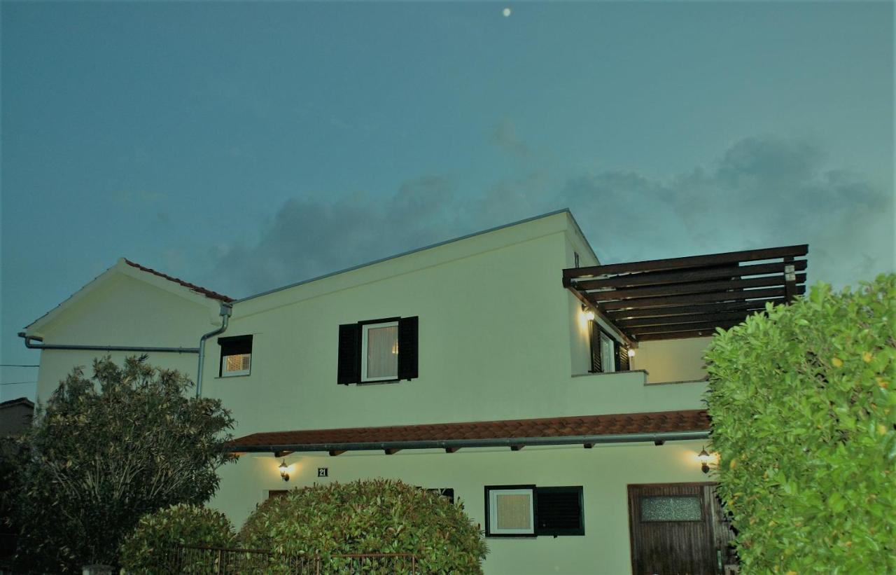 House Villa Mare - Bed and Breakfast