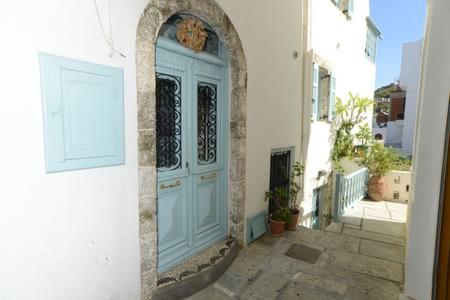 Old Traditional House - B&B