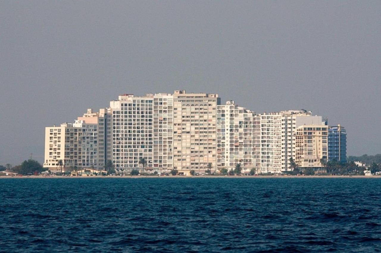 Basic Comfort Apartment Karina 16º 0102 - B&B Empuriabrava