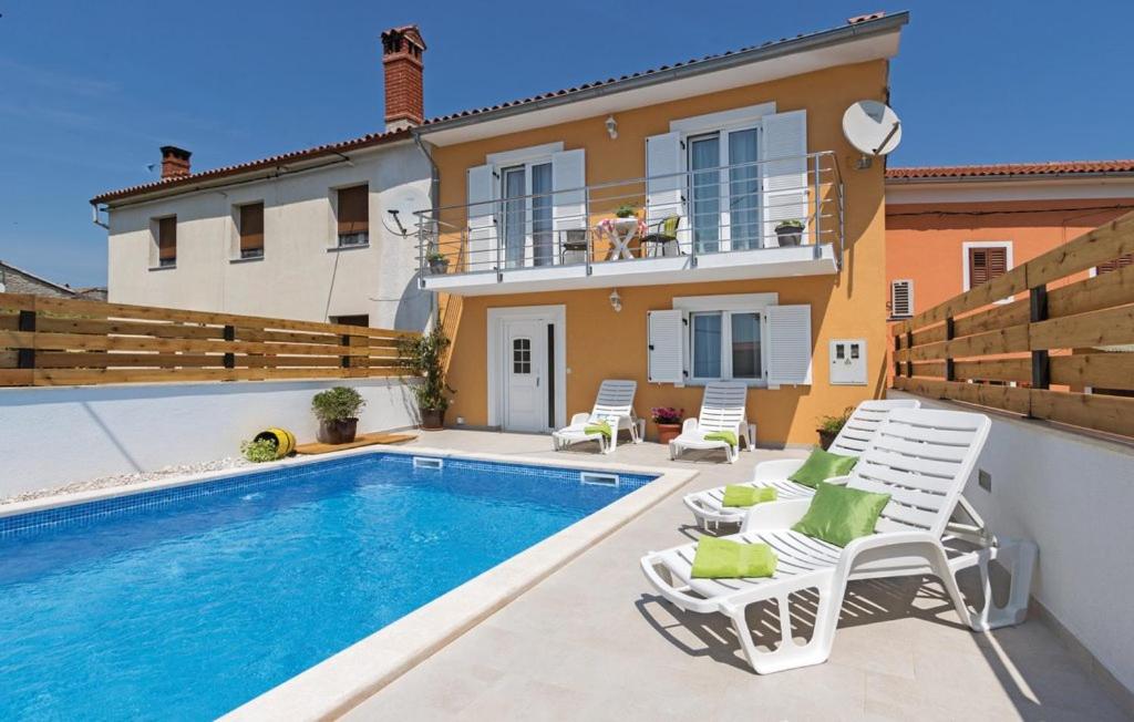Holiday Home Denis - Bed and Breakfast