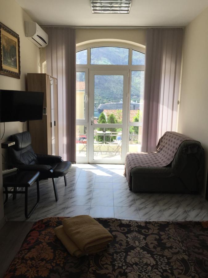 Double bed room with Sofa and Bay View