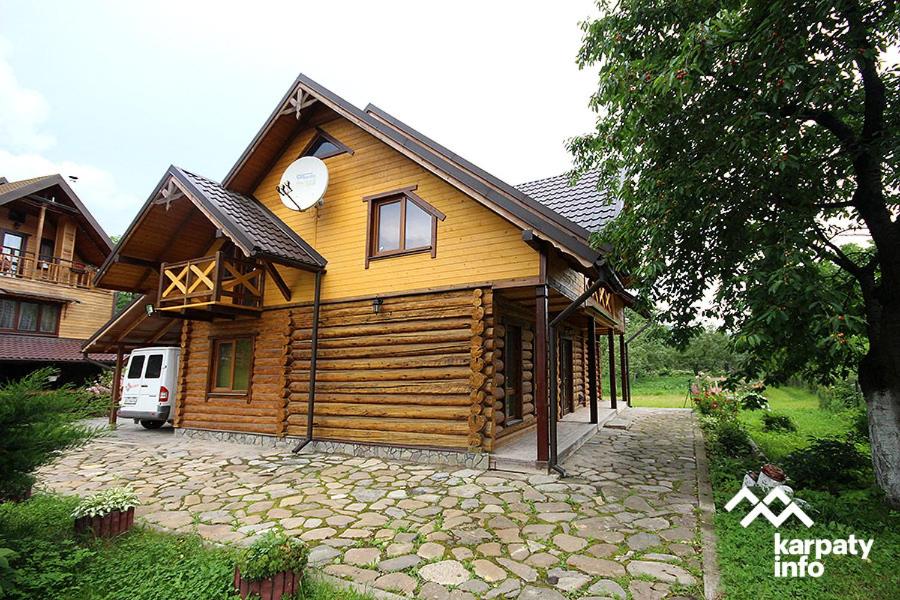 Nad Cheremoshem - B&B