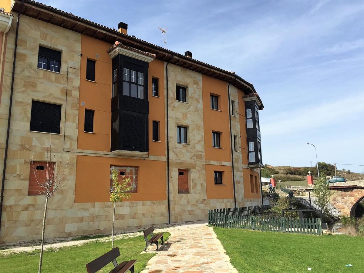 Apartamentos Del Pisuerga - Bed and Breakfast