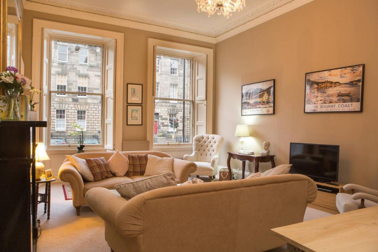 B&B Edinburgh - ALTIDO Heart of Edinburgh Gem - Bed and Breakfast Edinburgh