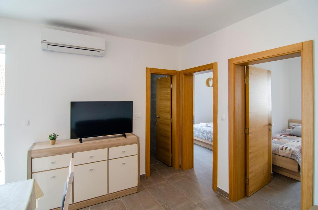 Apartamento con vistas a la piscina 