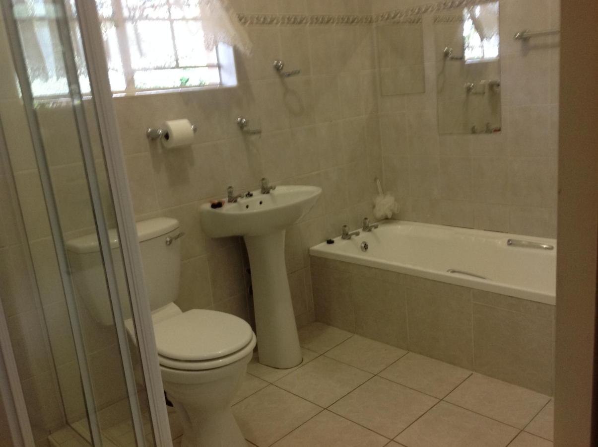 Camera Matrimoniale con Bagno Privato