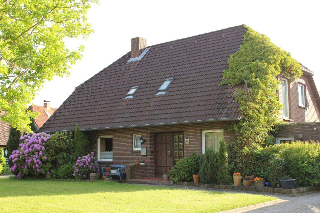 B&B Esens - Haus im Wiesengrund - Bed and Breakfast Esens