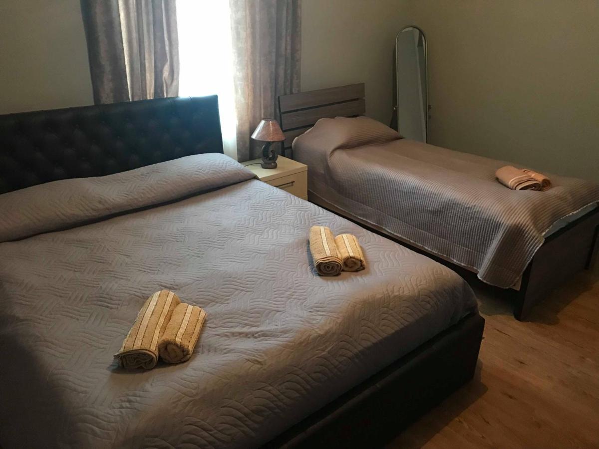 Basic Triple Room