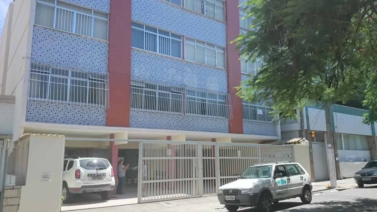 APARTAMENTO A 300 METROS DA PRAIA DO FORTE - B&B Cabo Frío