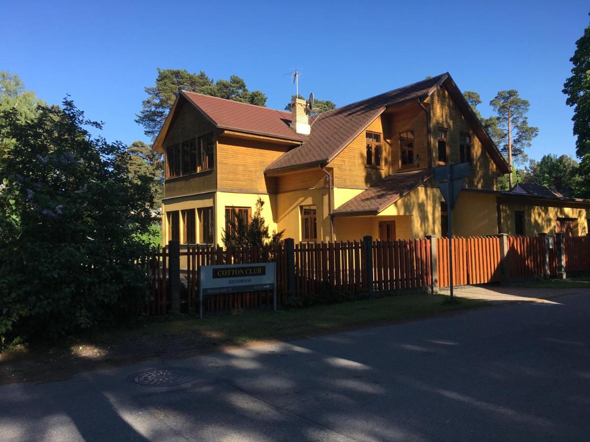 B&B Jurmala - Strēlnieku prospekts Villa 44 - Bed and Breakfast Jurmala