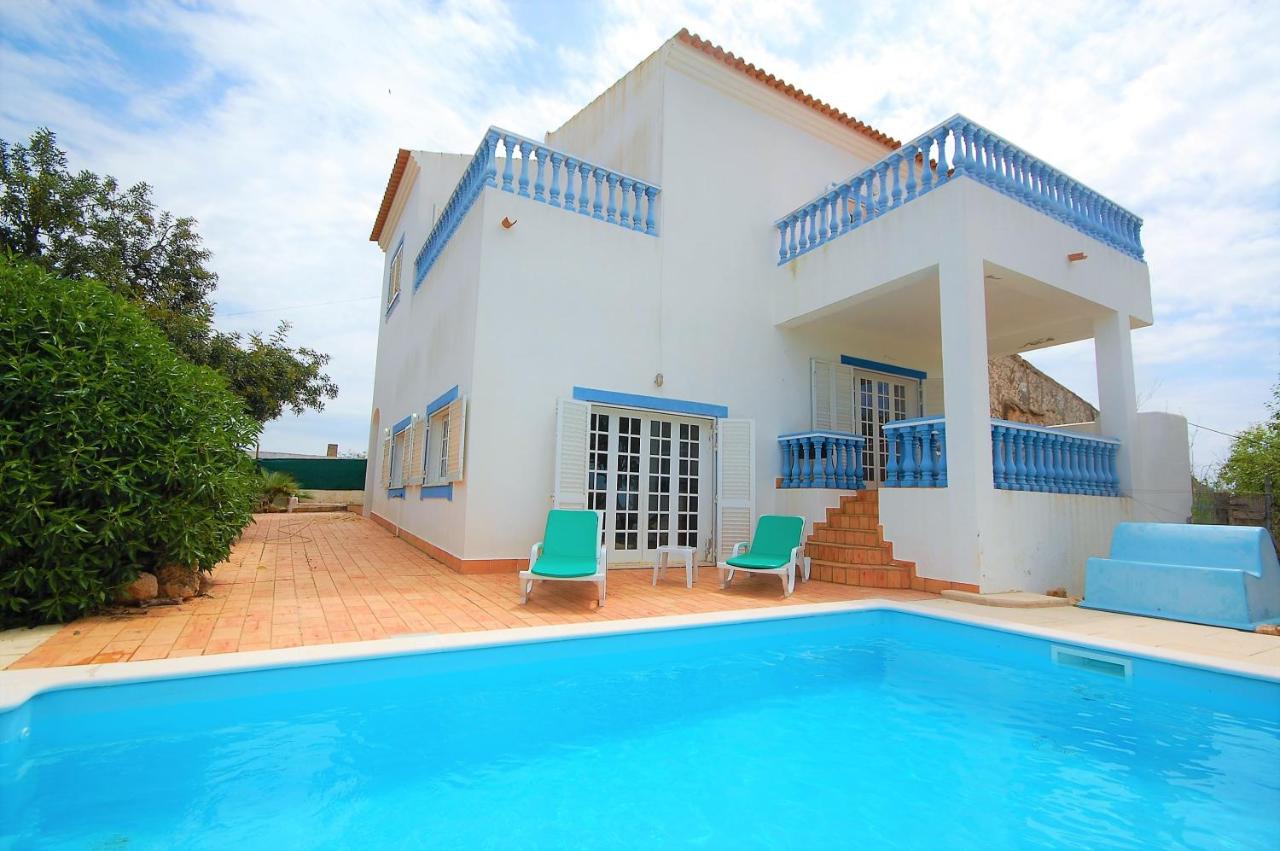 B&B Silves - Casa da Eira - Private Villa - pool - Free wi-fi - Air Con - Bed and Breakfast Silves