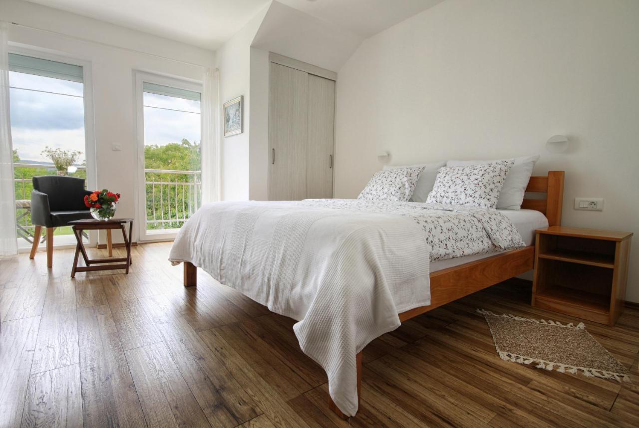Queen Room with Balcony