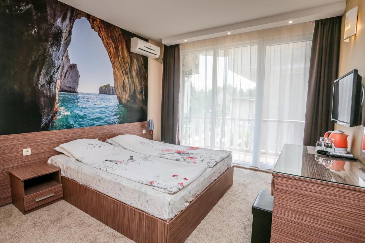 Double Room with Terrace