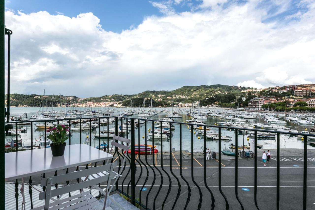 Chambre Double Deluxe avec Balcon - Vue sur Mer