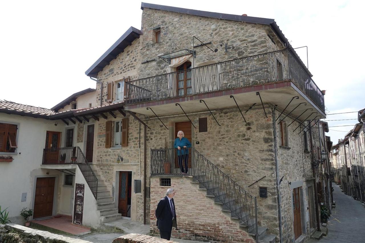 Camera con vista - Ferienwohnung Villafranca in Lunigiana