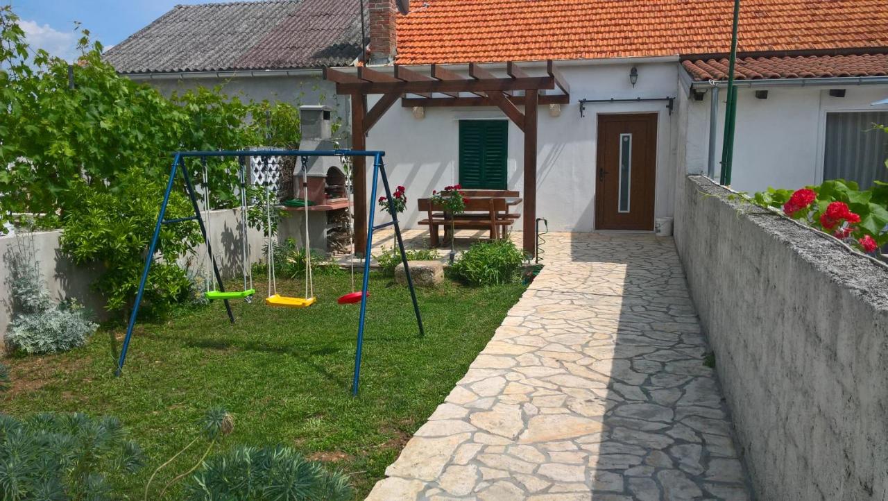 B&B Zadar - Holiday Home Arbanase - Bed and Breakfast Zadar