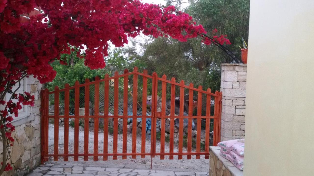 VILLA LOULAKI Magazia PAXI - Bed and Breakfast