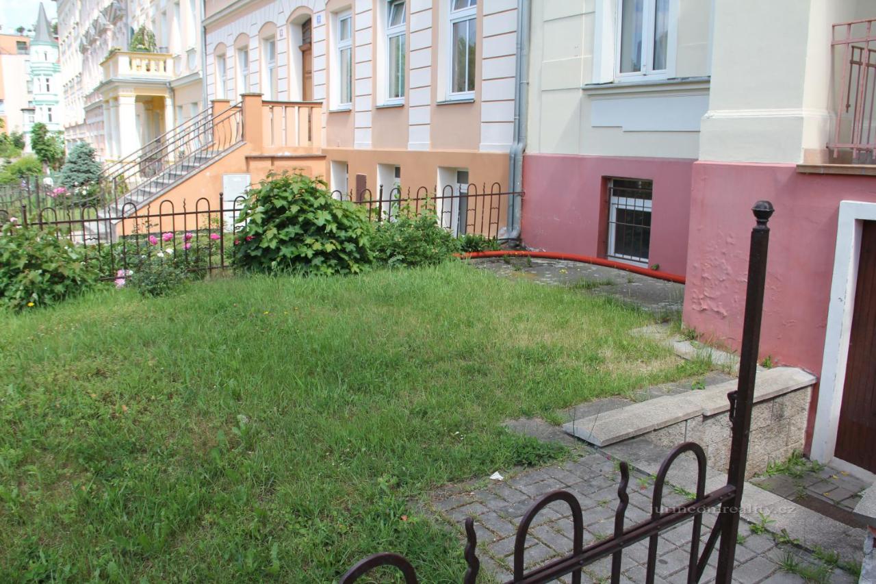 Jurincom apartments Kralovska Vyhlidka - Bed and Breakfast