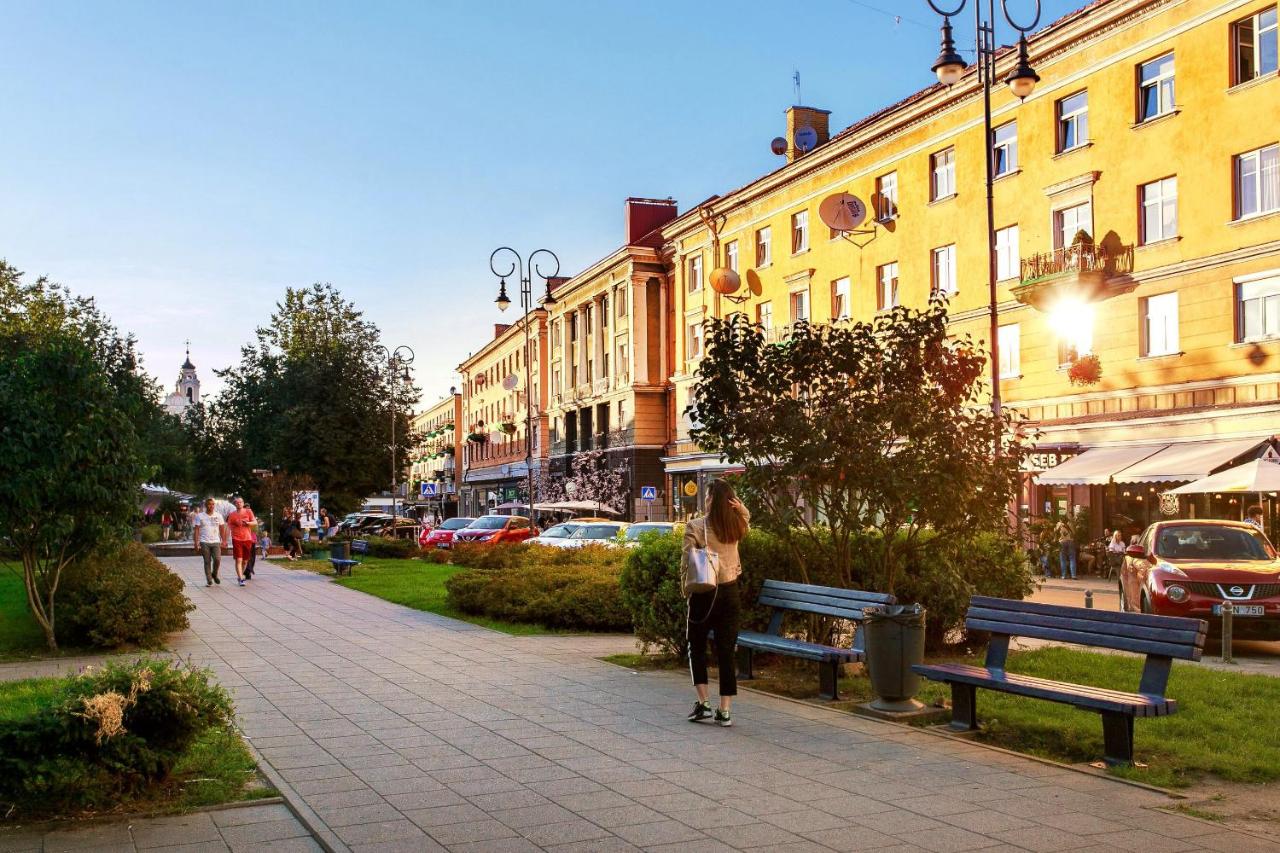 #stayhere 3BDR Modern & Stylish Apartment - Heart of Old Town by Houseys - B&B Vilnius