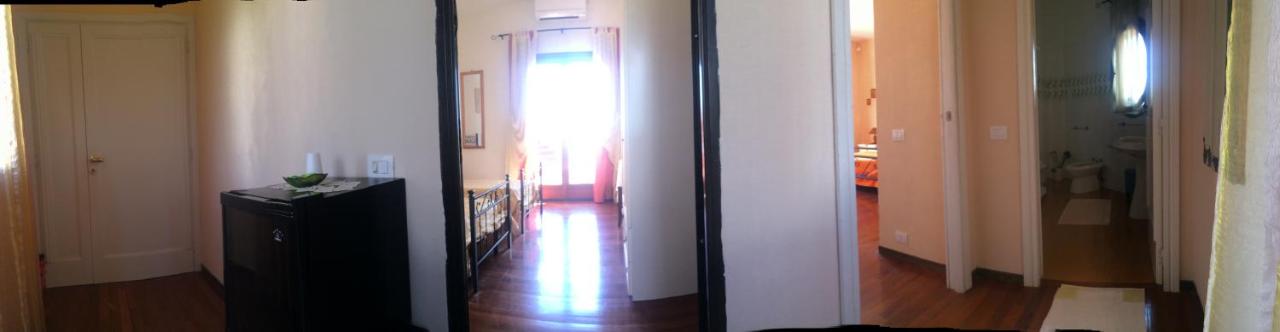 Camera Familiare con Bagno Privato