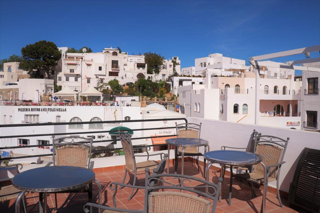 Hostal Arco Plaza - Chambres d’hôtes