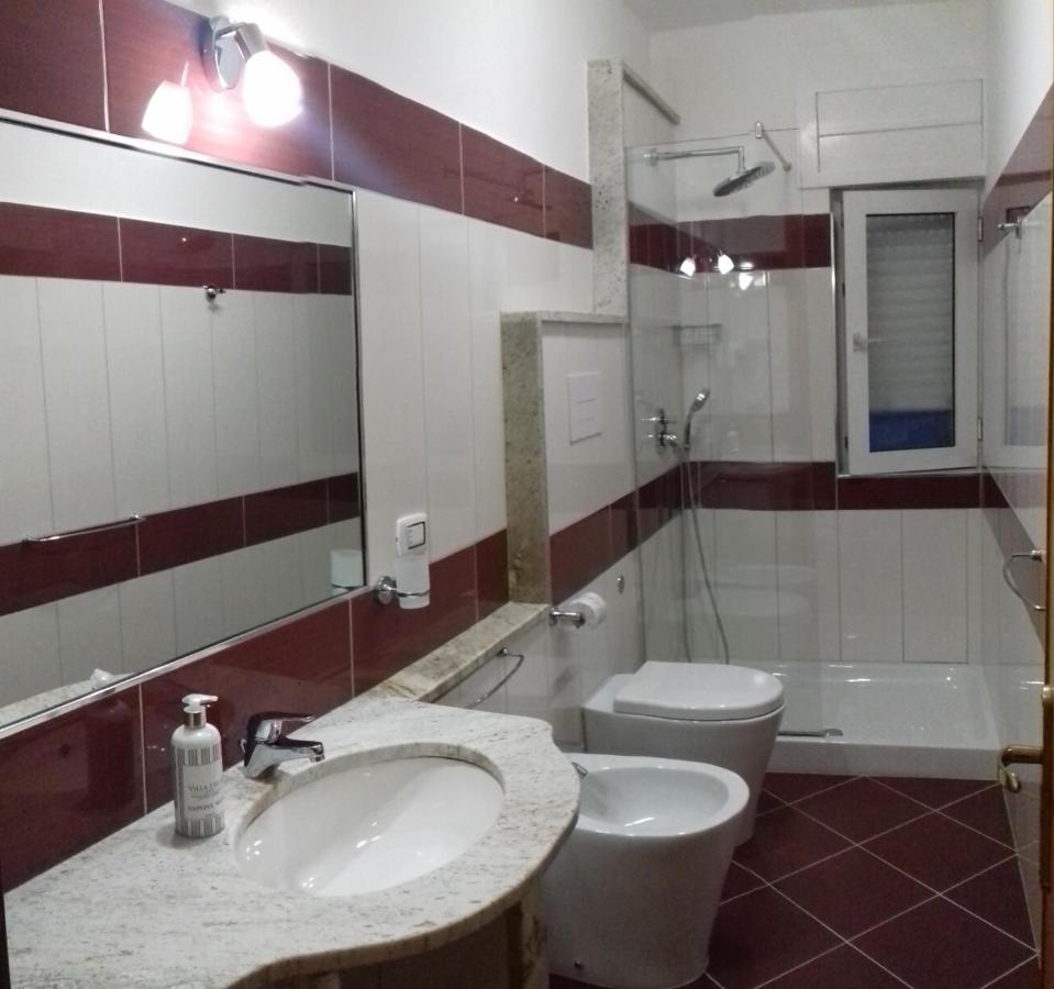 Apartment mit 2 Schlafzimmern und Balkon