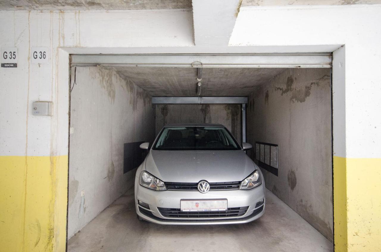 Apartment Smile with secure private garage - B&B Spalato