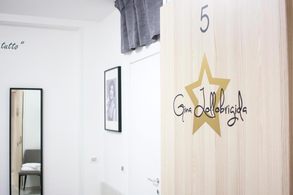 Grande Chambre Simple
