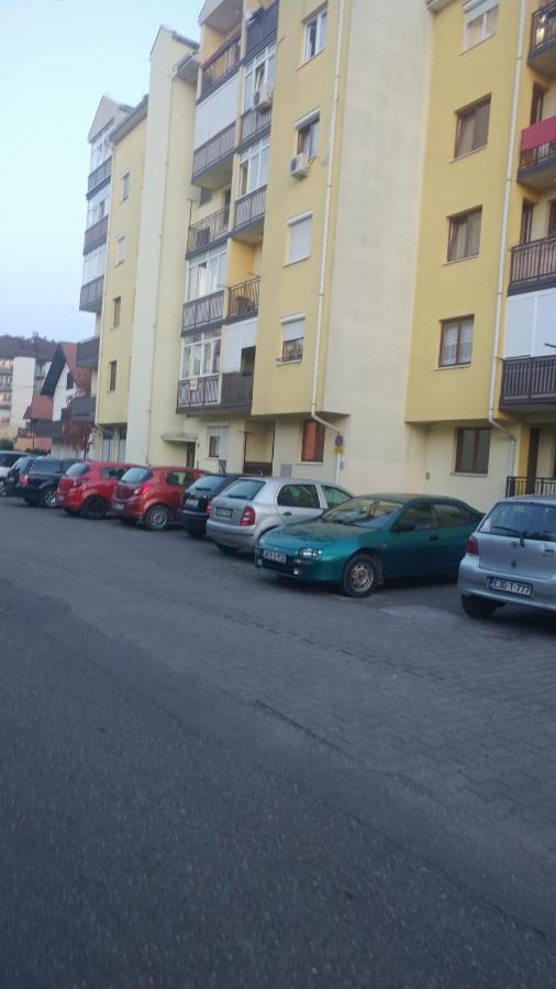 Lovely L home BN centar -Rent a car automatic - Ferienwohnung