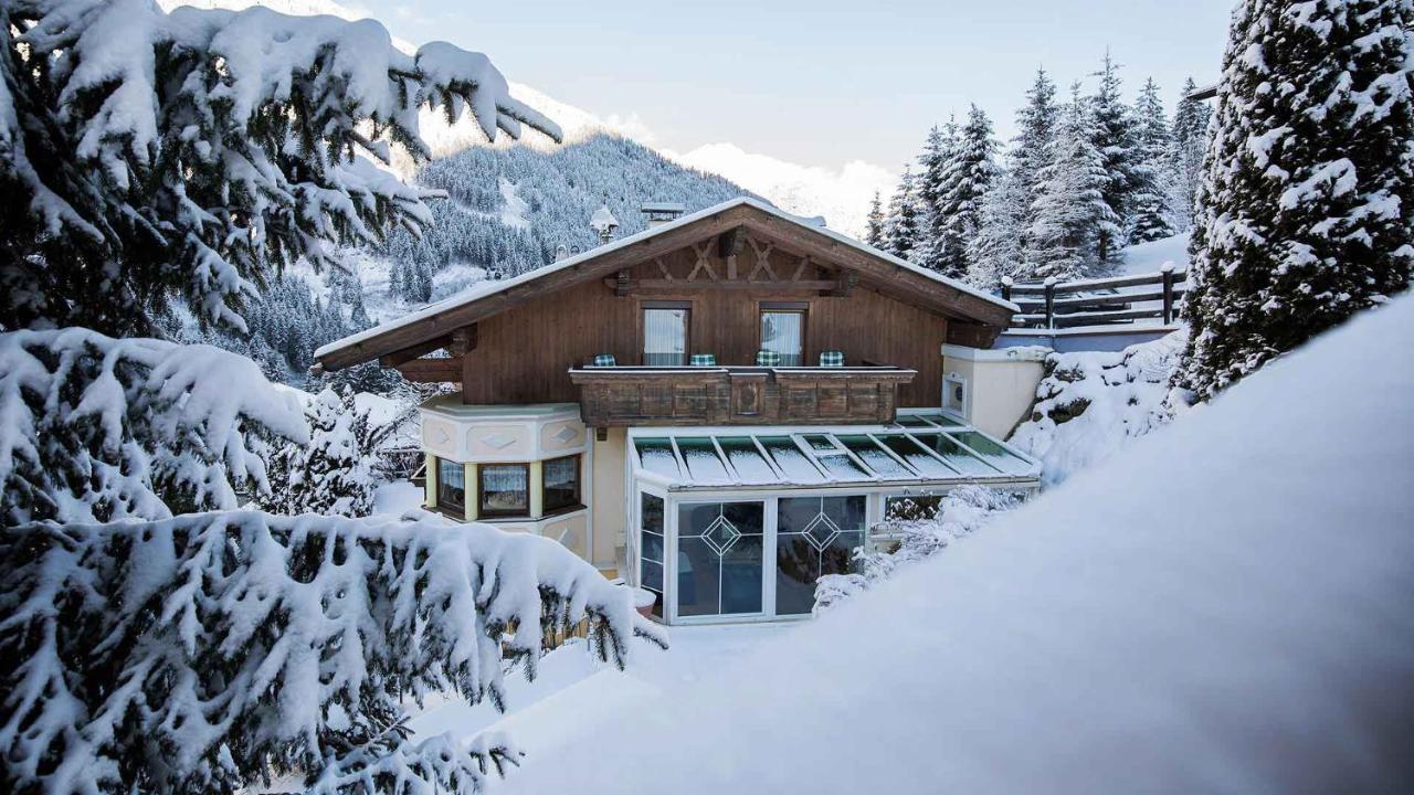 Haus Alpenchalet - B&B Neustift