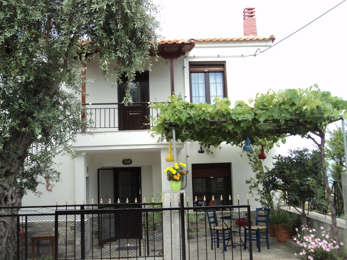 Aegean Balcony - Bed and Breakfast