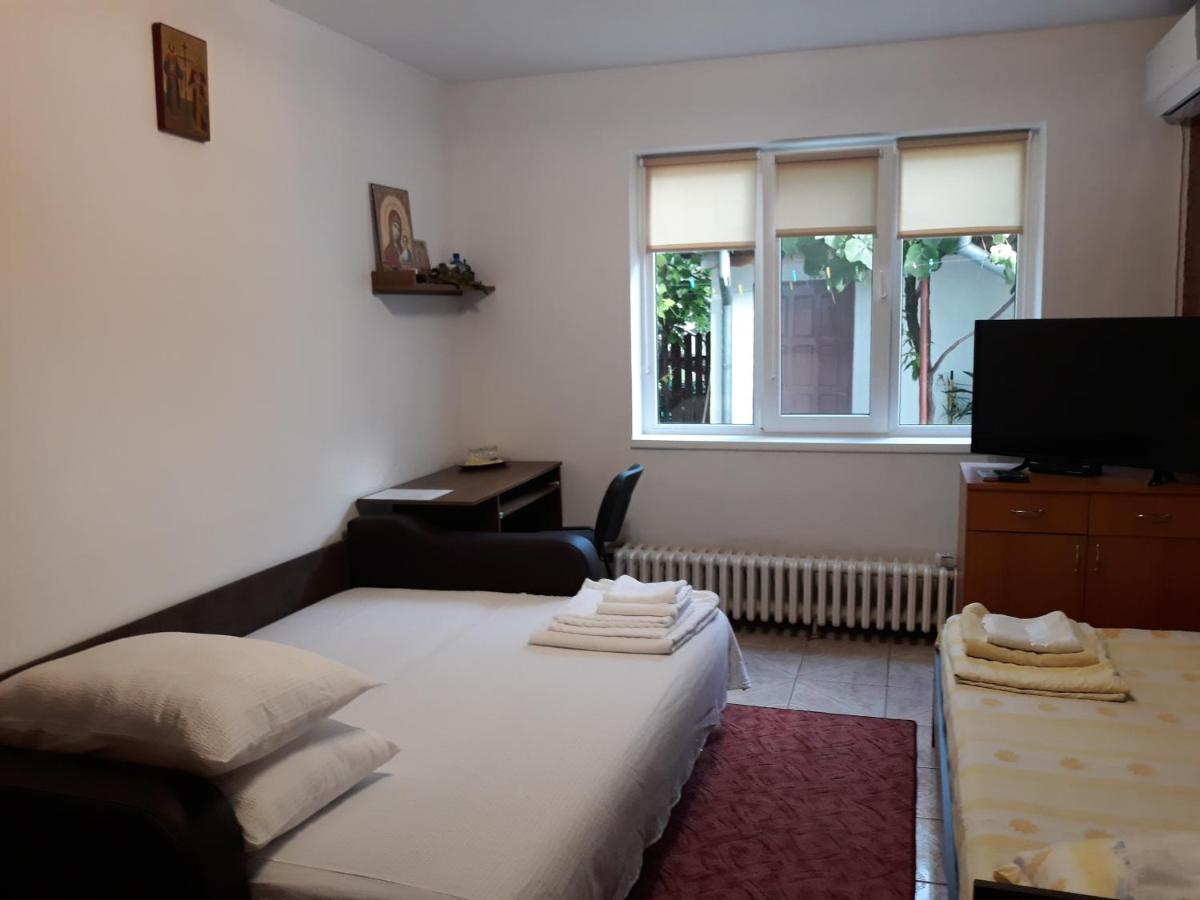Triple Room with Bathroom