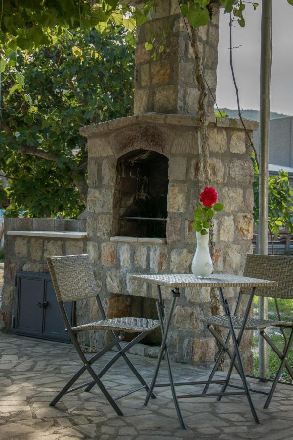 Apartmani Mendula - Chambres d’hôtes