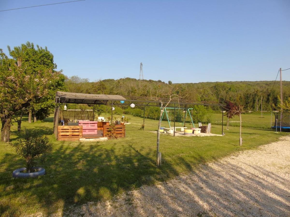 Aux Lauriers d'Adhémar - Bed and Breakfast