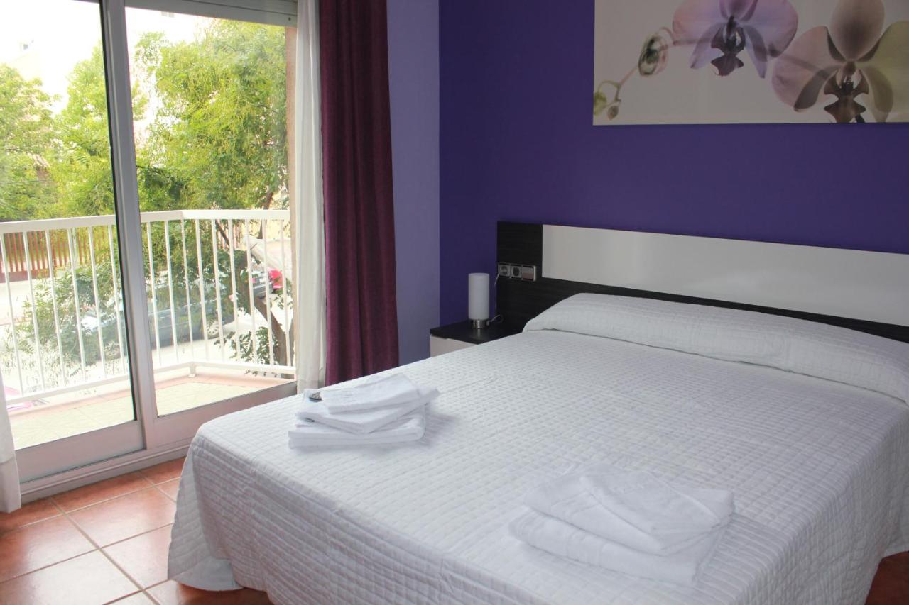 B&B Sabadell - PISO EXTERIOR COMPLETO A 20 ' DE BARCELONA. - Bed and Breakfast Sabadell