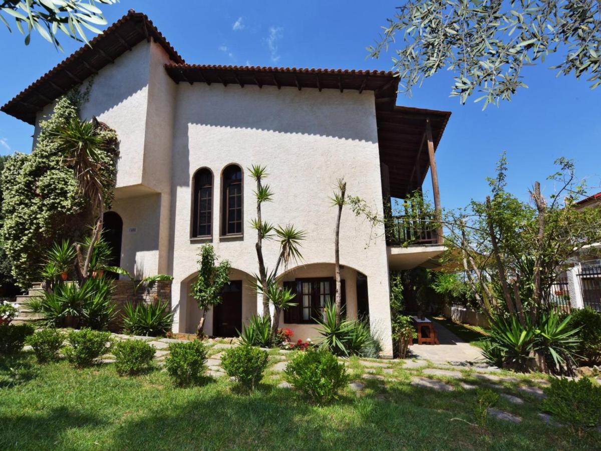 Ares Garden House - Nea Moudania Halkidiki - Chambres d'hôtes Néa Moudhaniá