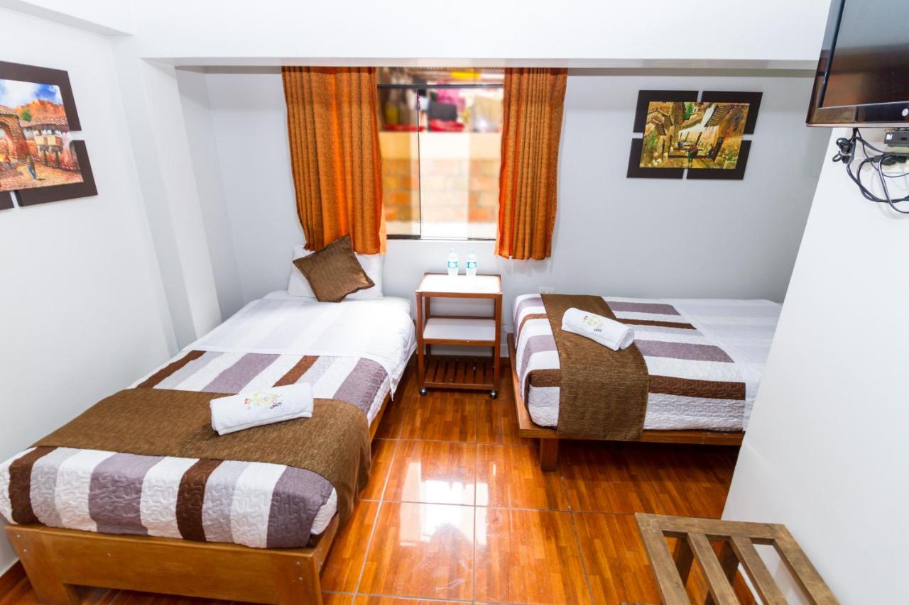 Twin Room with Private Bathroom