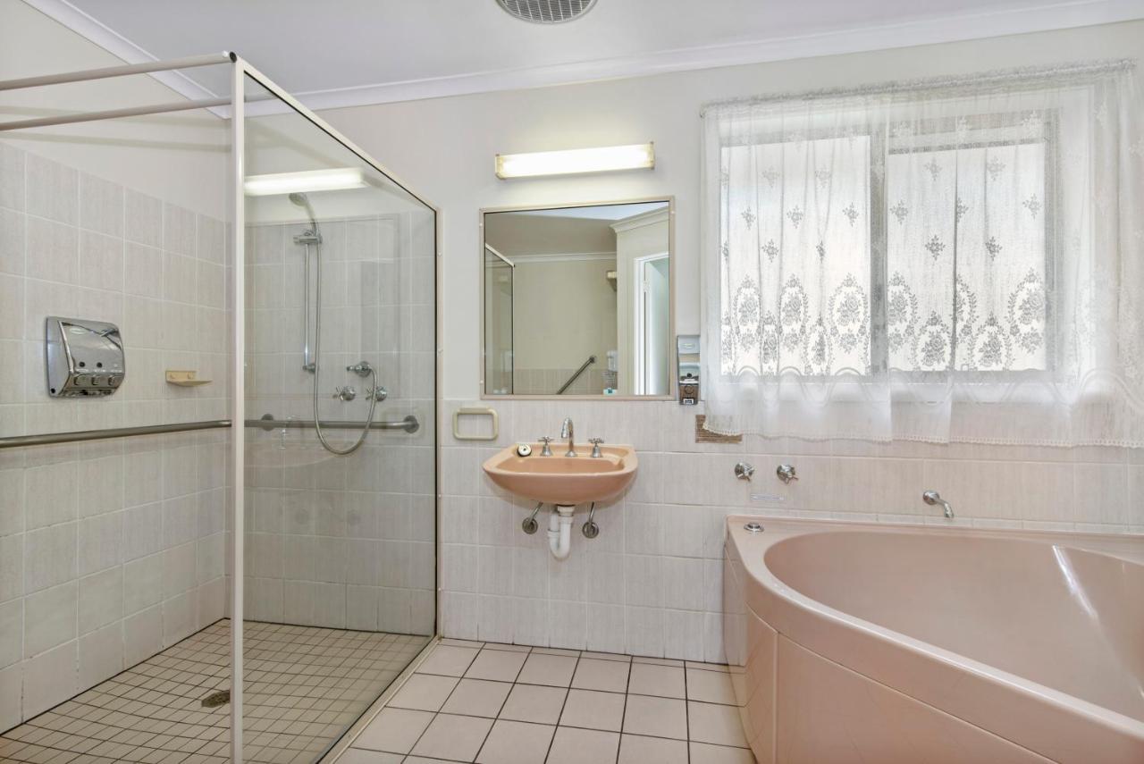 Standard Queen Room - Disability Access