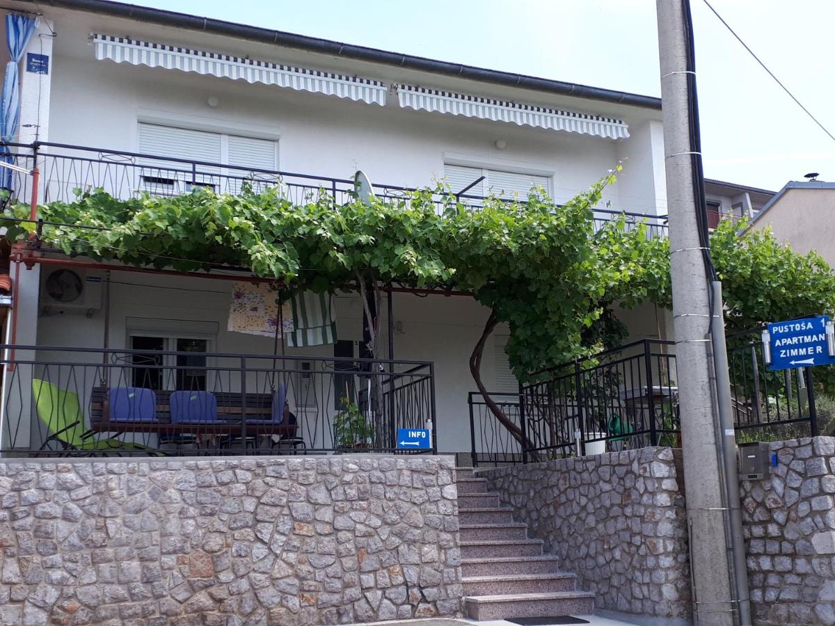 Apartment Ana Skale - B&B Segna
