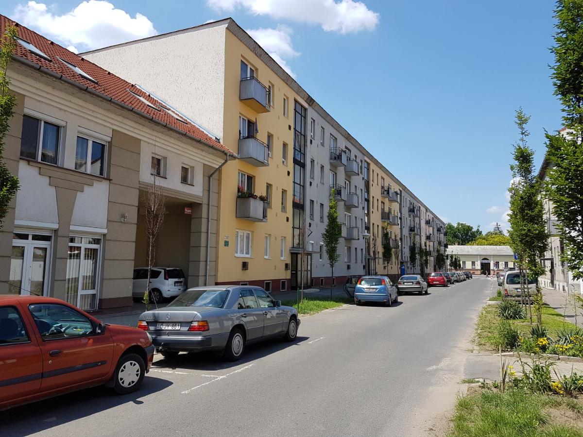 Mox Downtown Apartman - B&B
