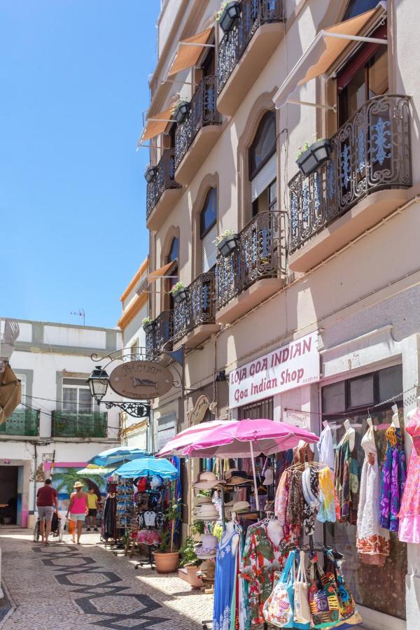 AL - Alojamento Local Pension Bicuar - B&B