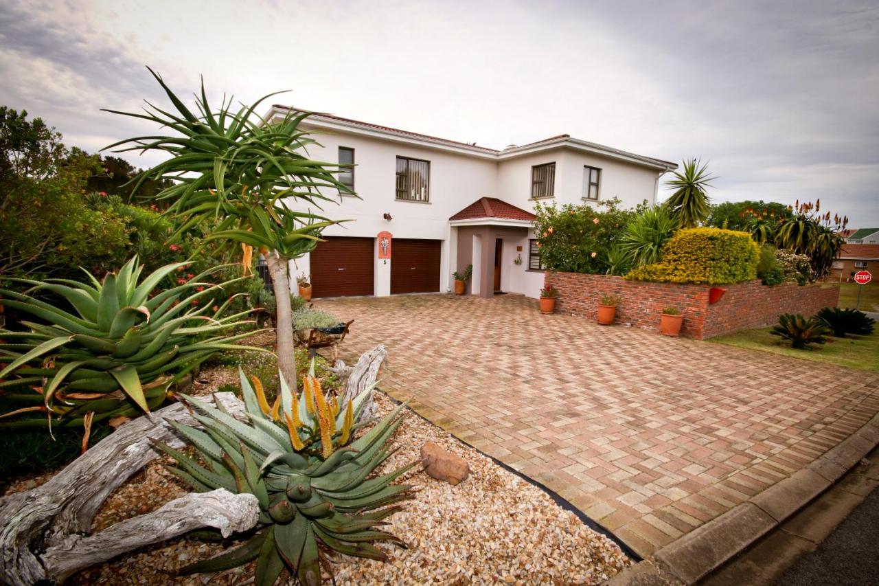 B&B Still Bay - Rest Assured Stilbaai - Bed and Breakfast Still Bay