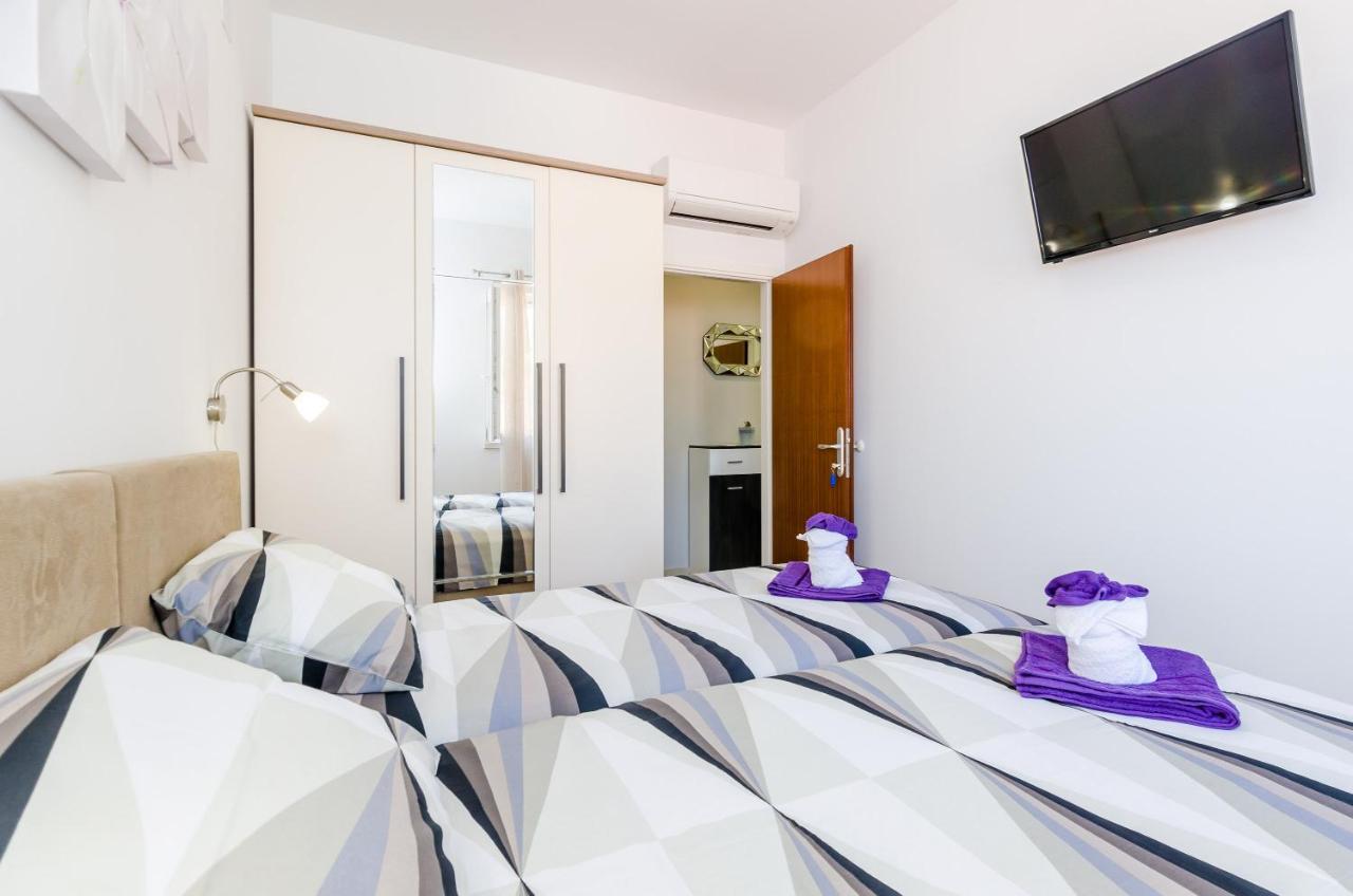 One-Bedroom Apartment with Balcony and Sea View