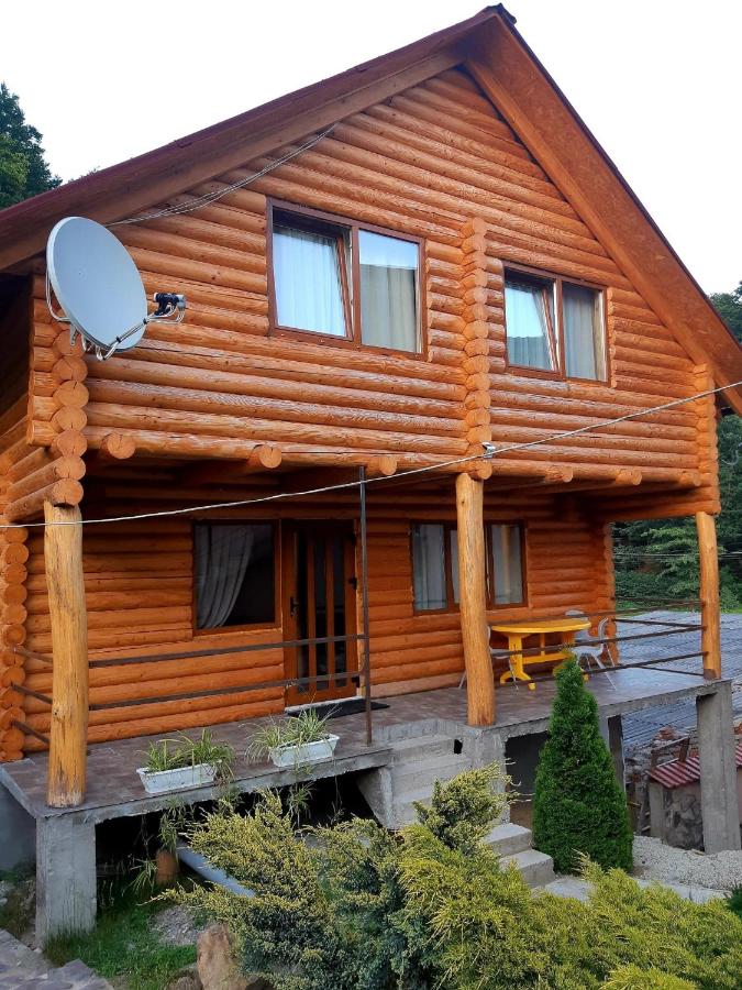 Guest House Smerichka - B&B