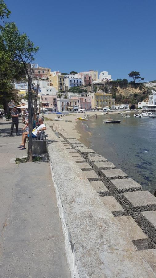 B&B Ponza - La Casa Sugli Archi - Bed and Breakfast Ponza