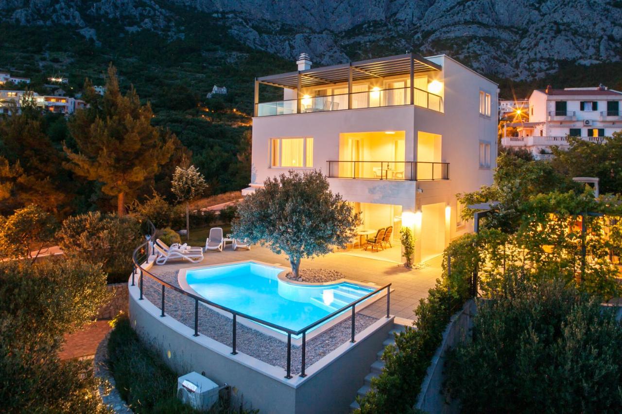 B&B Makarska - Villa Lukić - Bed and Breakfast Makarska