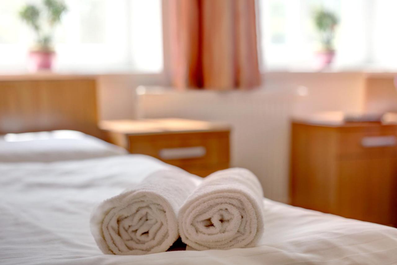 Chambre Lits Jumeaux avec Salle de Bains Privative