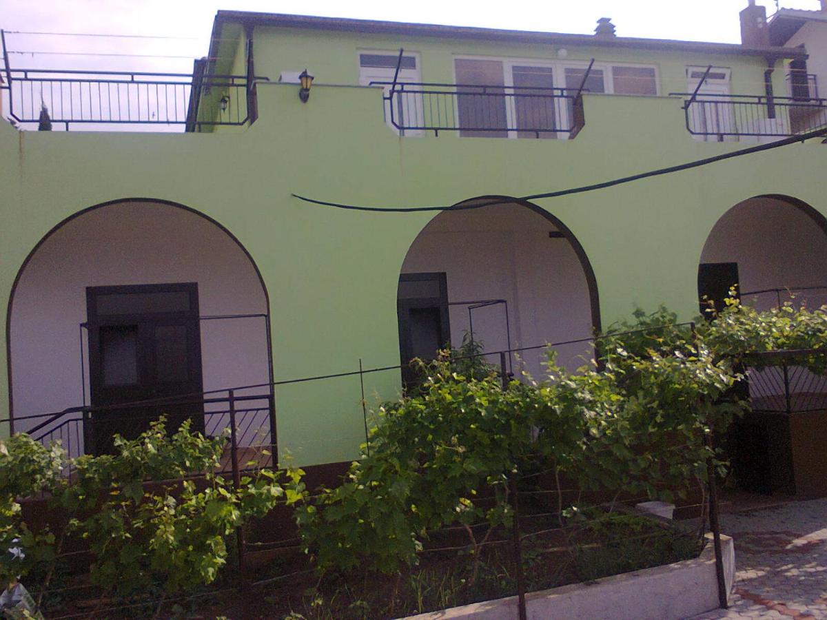 Apartmani Ana Novi V. - studio - B&B Novi Vinodolski