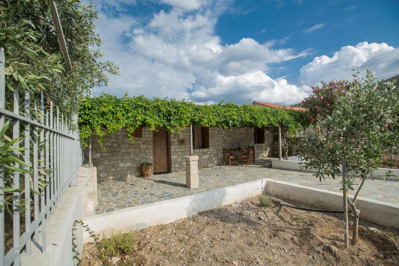 Acrocorinth Apartments - Ferienwohnung